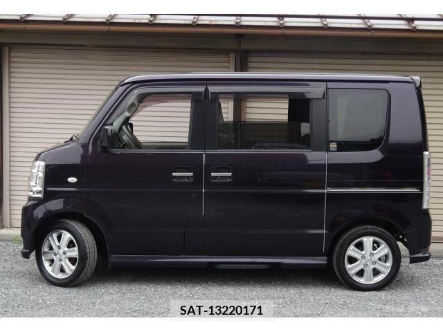 Suzuki EVERY WAGON 2012-07 206071-14
