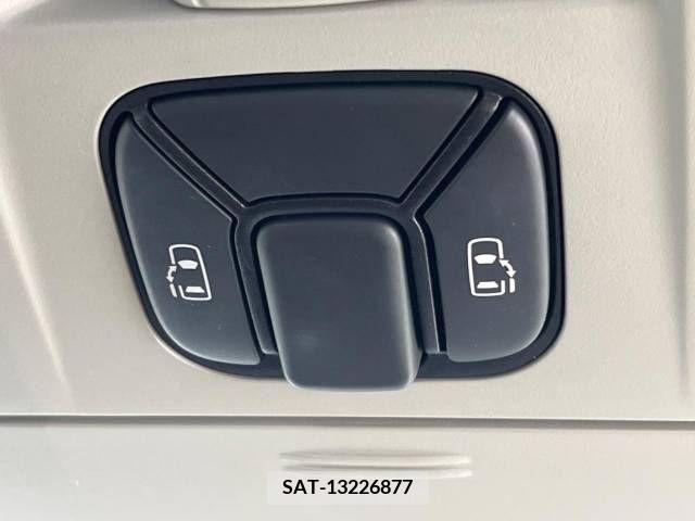 Toyota VELLFIRE 2012-02 369831-6