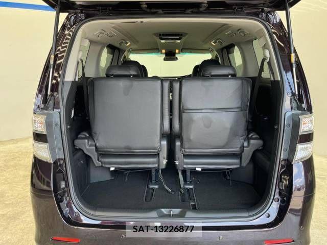 Toyota VELLFIRE 2012-02 369831-16