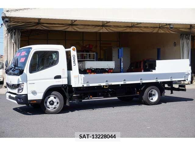 Mitsubishi CANTER 2022-10 263845-8