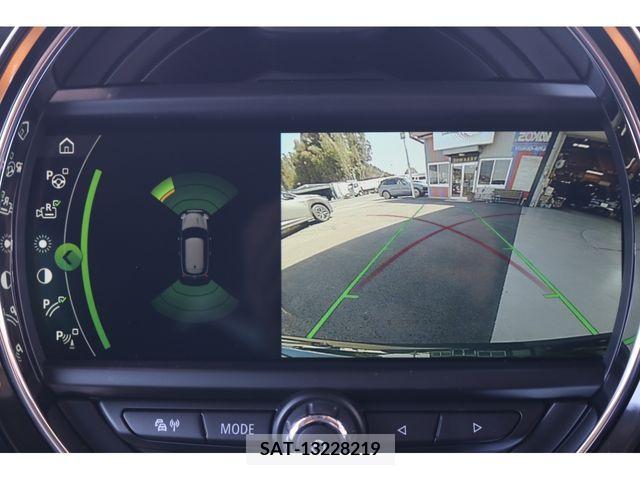 Bmw MINI 2019-01 215144-18