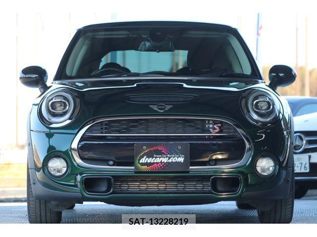 Bmw MINI 2019-01 215144-3