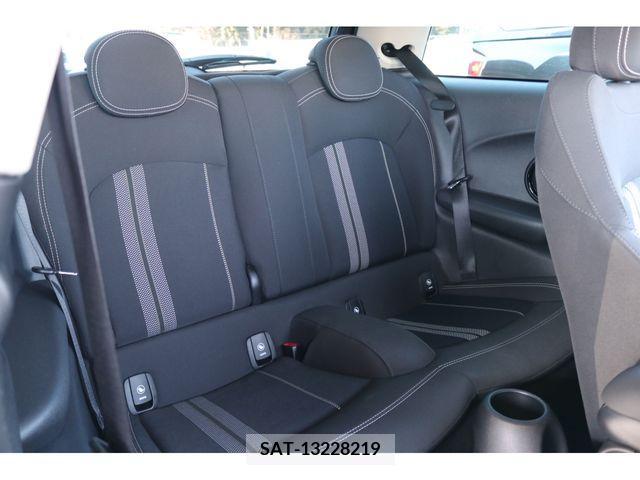 Bmw MINI 2019-01 215144-26