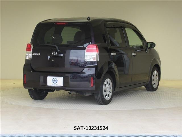 Toyota SPADE 2017-07 220561-6