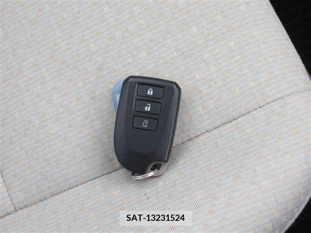 Toyota SPADE 2017-07 220561-17