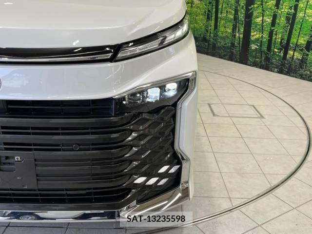 Toyota VOXY HYBRID 2022-10 341512-13