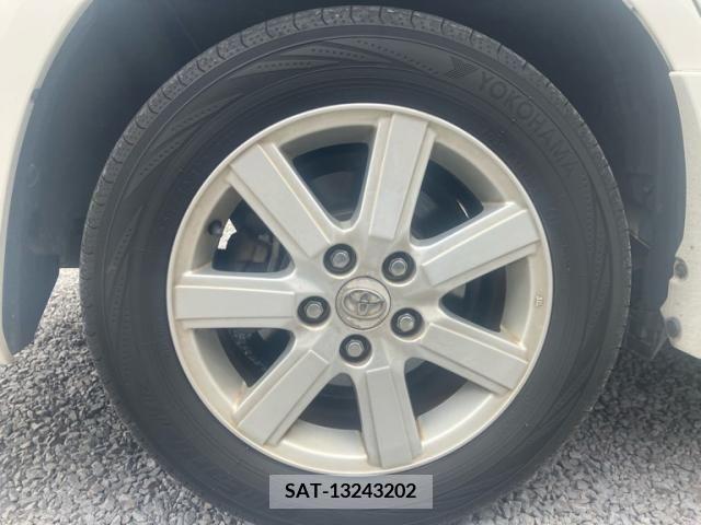 Toyota NOAH 2008-02 392843-10