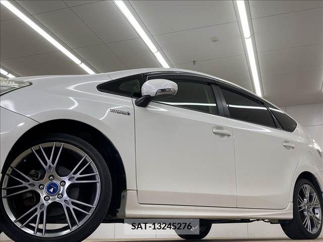 Toyota PRIUS ALPHA 2012-09 222482-19