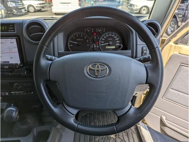 Toyota LAND CRUISER 2015-01 183130-8