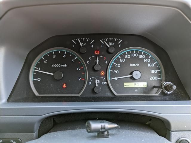 Toyota LAND CRUISER 2015-01 183130-16