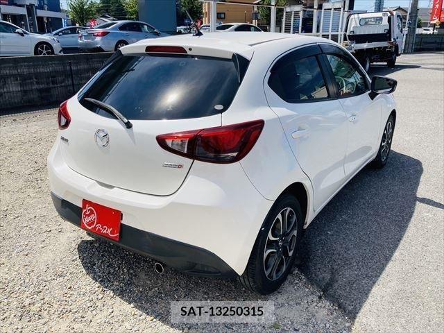 Mazda DEMIO 2015-10 345441-17