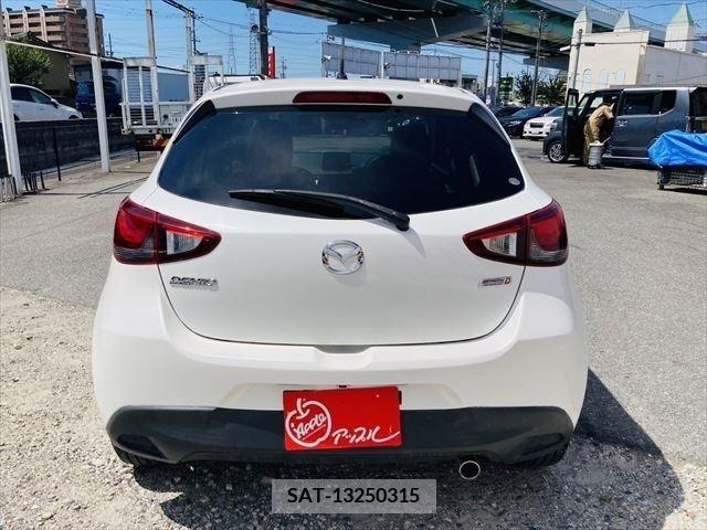 Mazda DEMIO 2015-10 345441-18