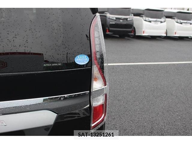 Nissan SERENA 2019-10 284094-13