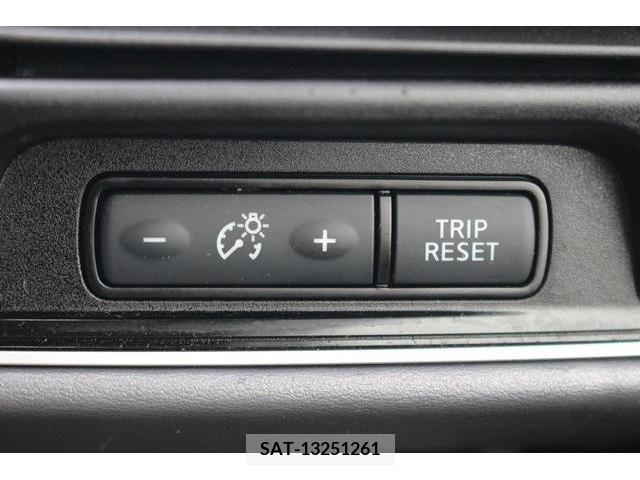 Nissan SERENA 2019-10 284094-5