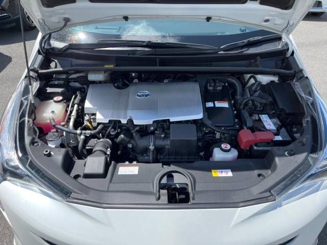 Toyota PRIUS 2016-08 5520-18