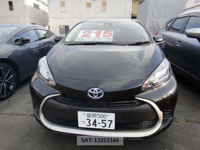 Toyota AQUA 2022-01 292118-1