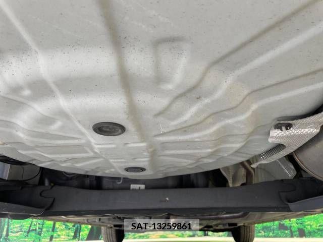 Nissan NOTE 2017-08 339841-19