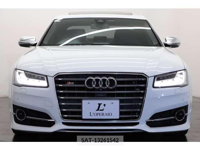 Audi S8 2016-06 350367-16