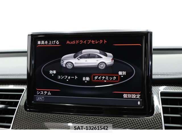 Audi S8 2016-06 350367-11