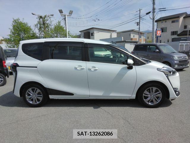 Toyota SIENTA 2017-03 298354-3