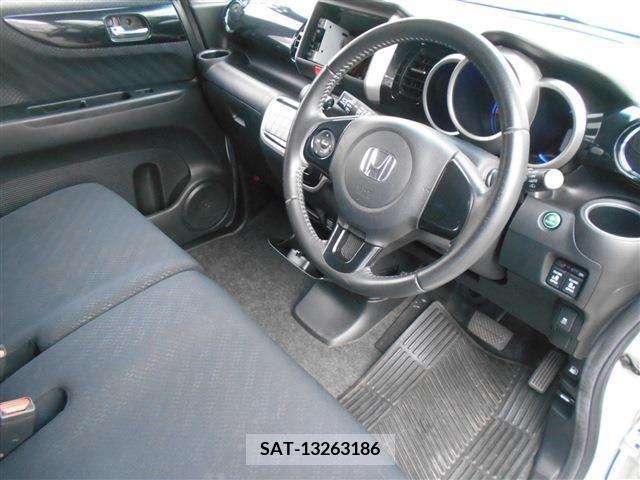 Honda N BOX CUSTOM 2013-11 306515-18