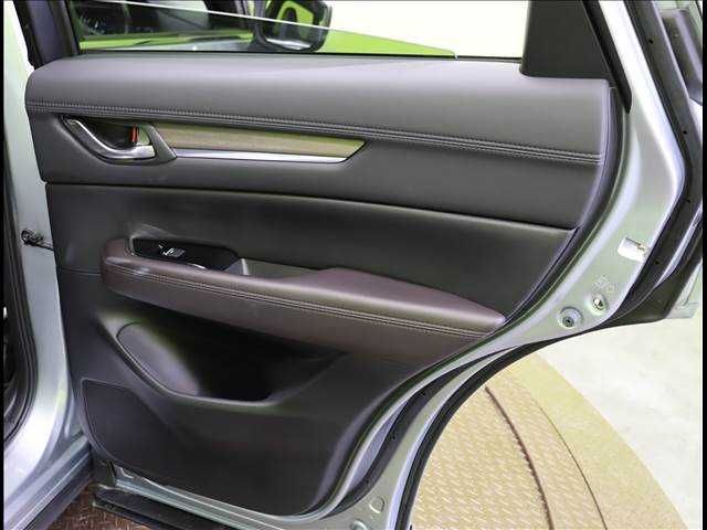 Mazda CX-5 2019-05 188623-25