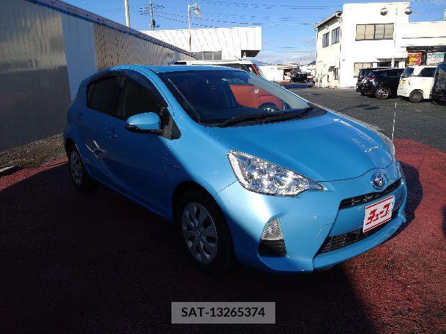 Toyota AQUA 2014-03 208329-6