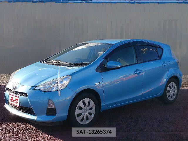 Toyota AQUA 2014-03 208329-0