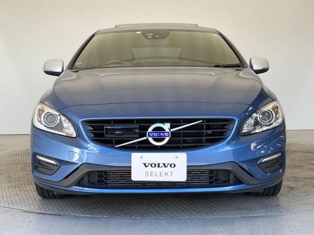 Volvo V60 2018-05 27598-16