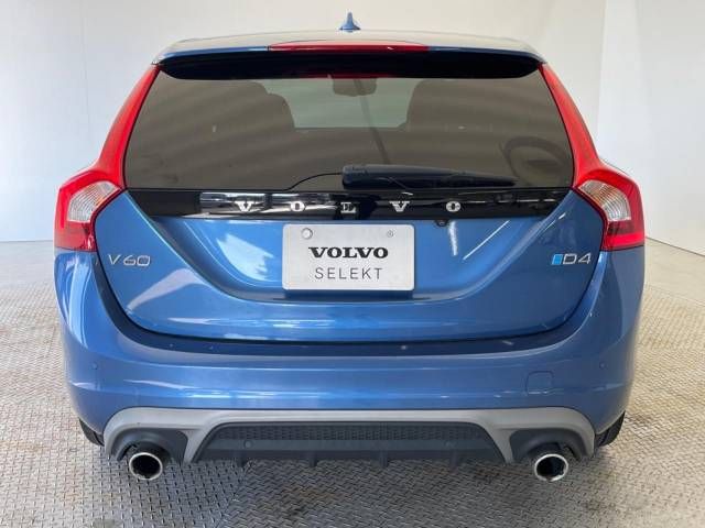 Volvo V60 2018-05 27598-19