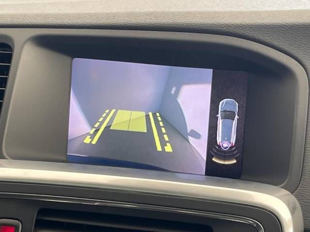 Volvo V60 2018-05 27598-5