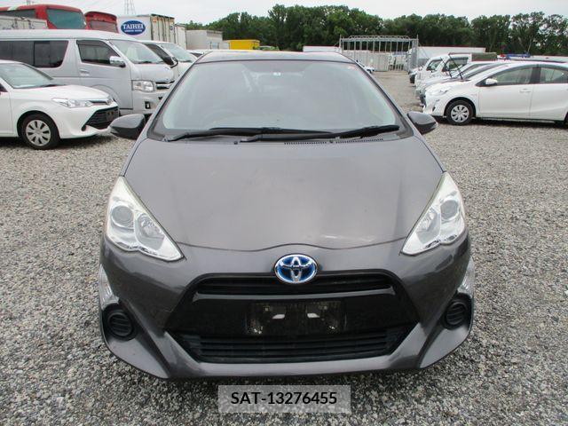 Toyota AQUA 2015-08 314238-3