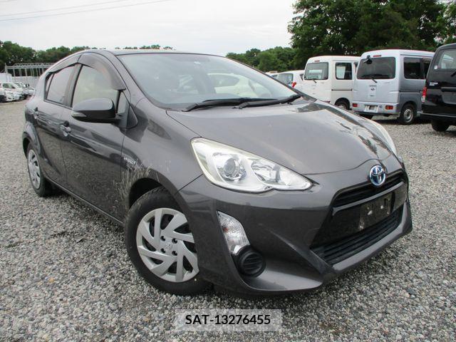 Toyota AQUA 2015-08 314238-0