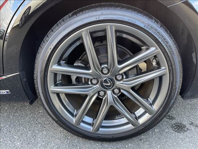 Lexus IS 2013-08 689-19