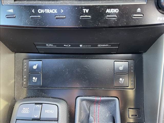Lexus IS 2013-08 689-10