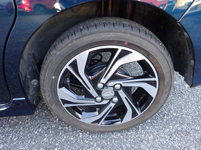 Daihatsu TANTO CUSTOM 2021-10 24747-12