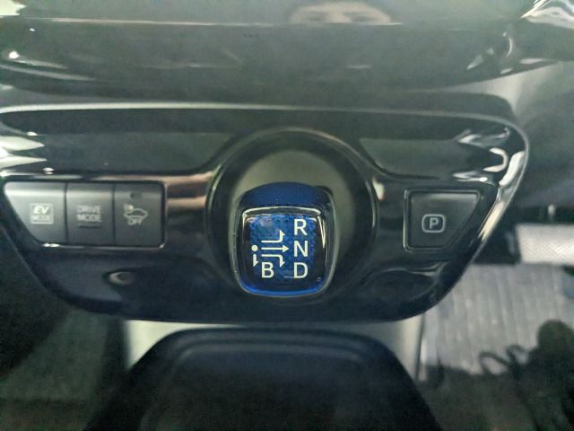 Toyota PRIUS 2019-03 64-8