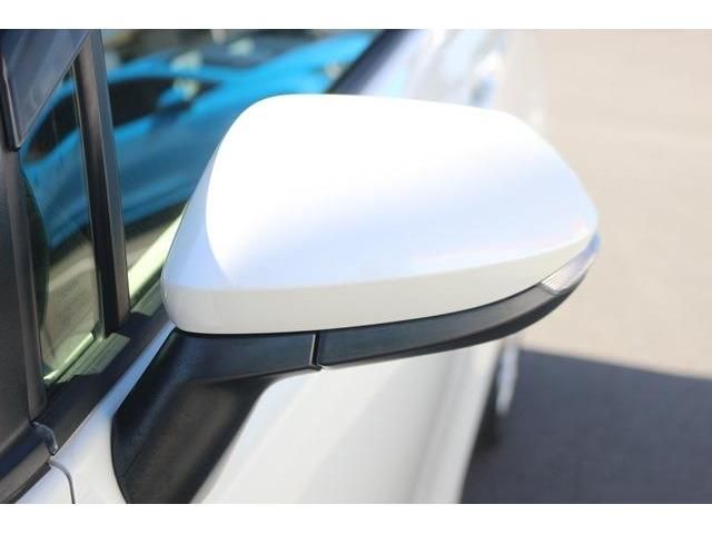 Toyota SIENTA 2016-03 9389-5