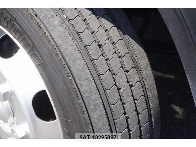 Mitsubishi CANTER 2018-03 302633-9