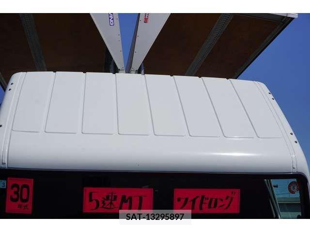 Mitsubishi CANTER 2018-03 302633-16