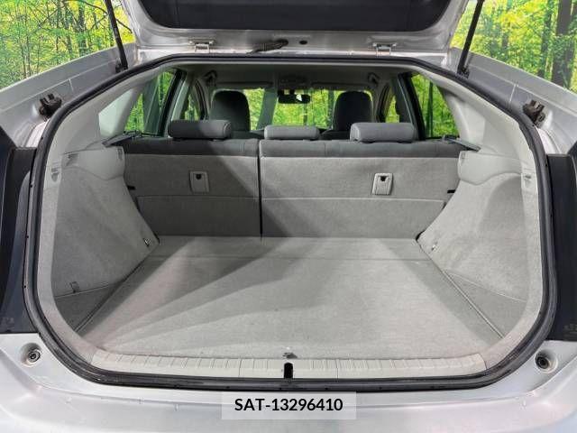 Toyota PRIUS 2011-03 282249-10
