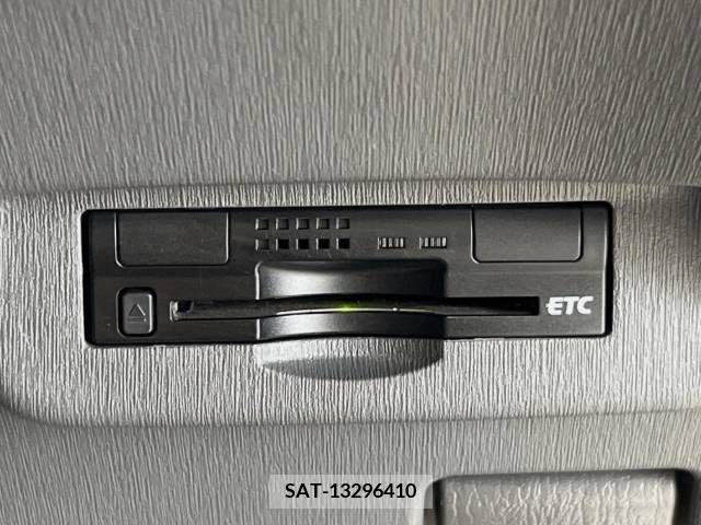 Toyota PRIUS 2011-03 282249-5