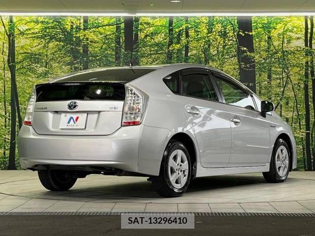 Toyota PRIUS 2011-03 282249-17