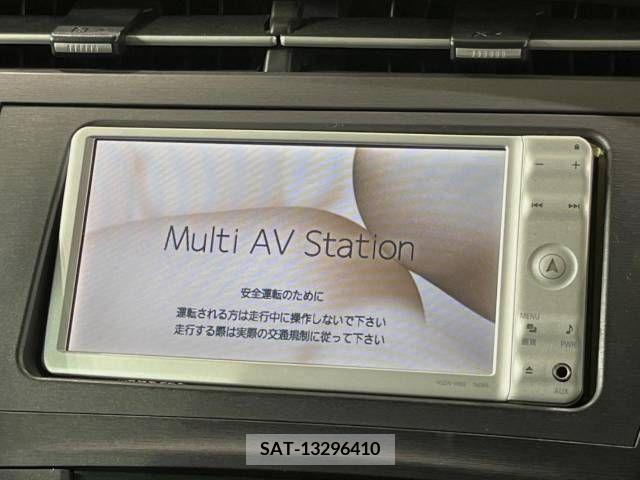 Toyota PRIUS 2011-03 282249-2