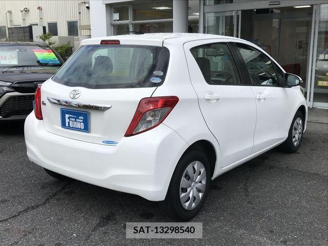 Toyota VITZ 2011-11 370148-4