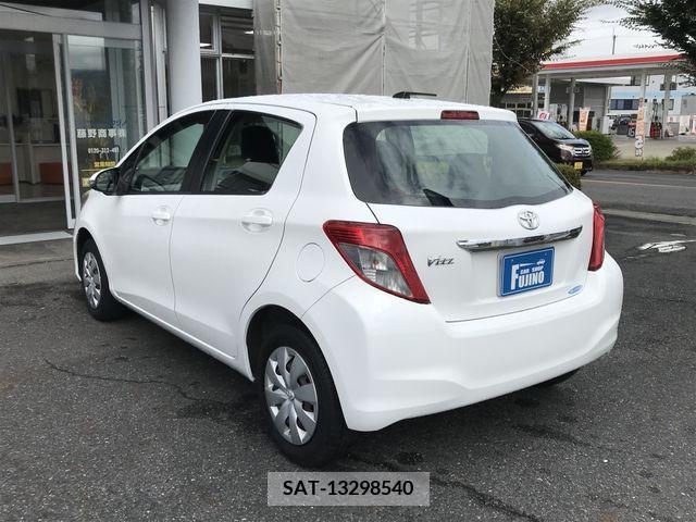 Toyota VITZ 2011-11 370148-5