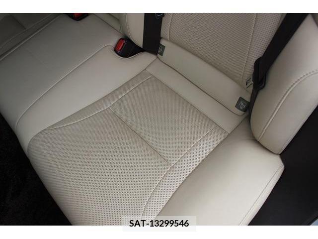 Lexus LS 2020-01 233971-15
