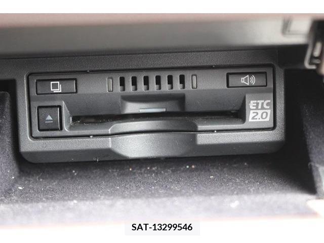 Lexus LS 2020-01 233971-6