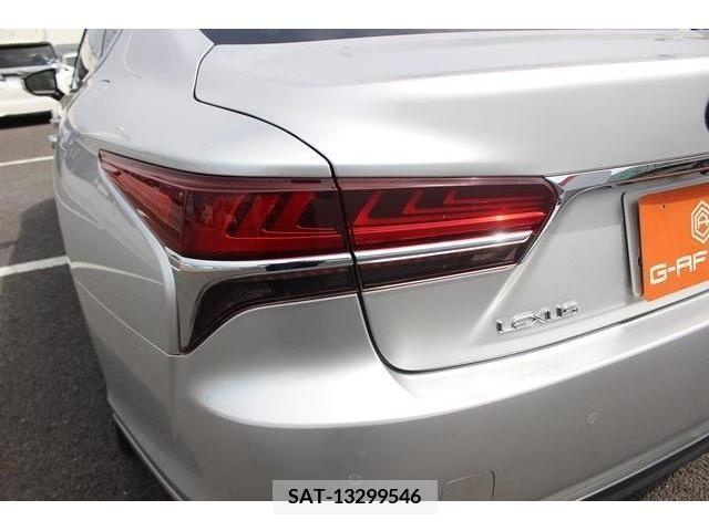 Lexus LS 2020-01 233971-13