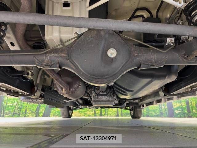 Suzuki EVERY WAGON 2019-12 301715-19